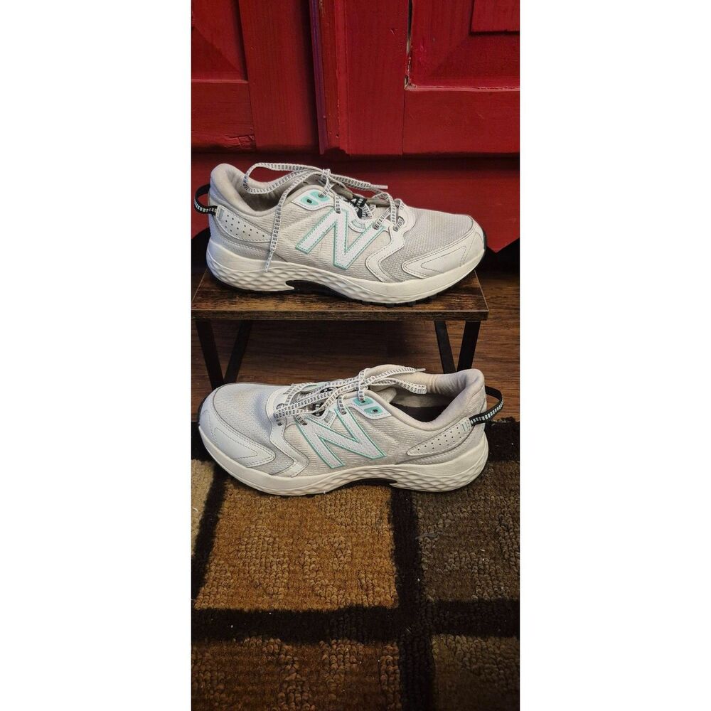 New Balance W Size 11 Trail Running SHoes 410 V7 Sea Salt Washed Mint WT410LK7